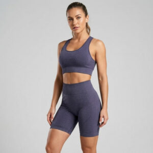 Set deportivo corto morado oscuro
