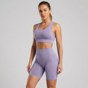 Set deportivo corto morado claro