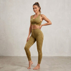 Set deportivo pantalón largo mostaza