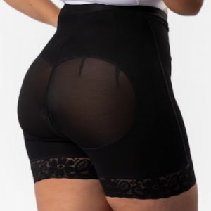 SHORT CON BROCHE TIRO ALTO/NEGRO/2XL